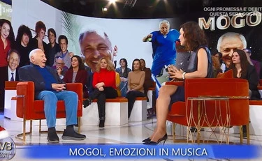 La Volta Buona, Mogol gela la Balivo: "O ti sbagli tu"