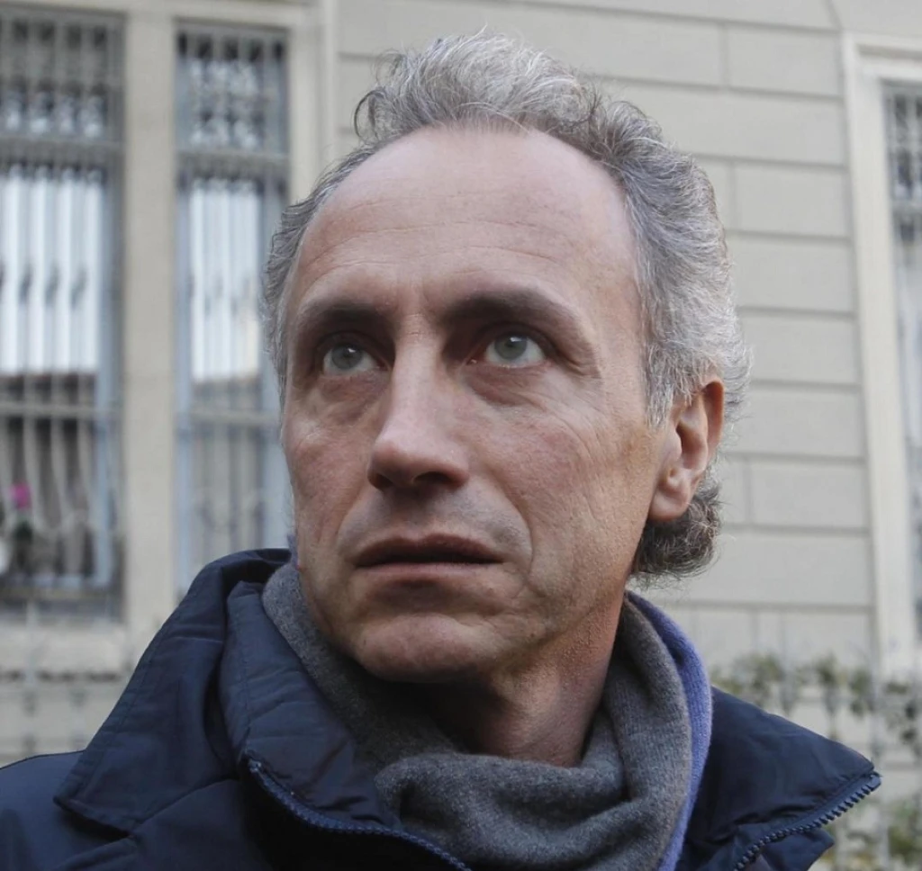 Travaglio, se c&apos;è di mezzo Di Pietro si trasforma pure in avvocato