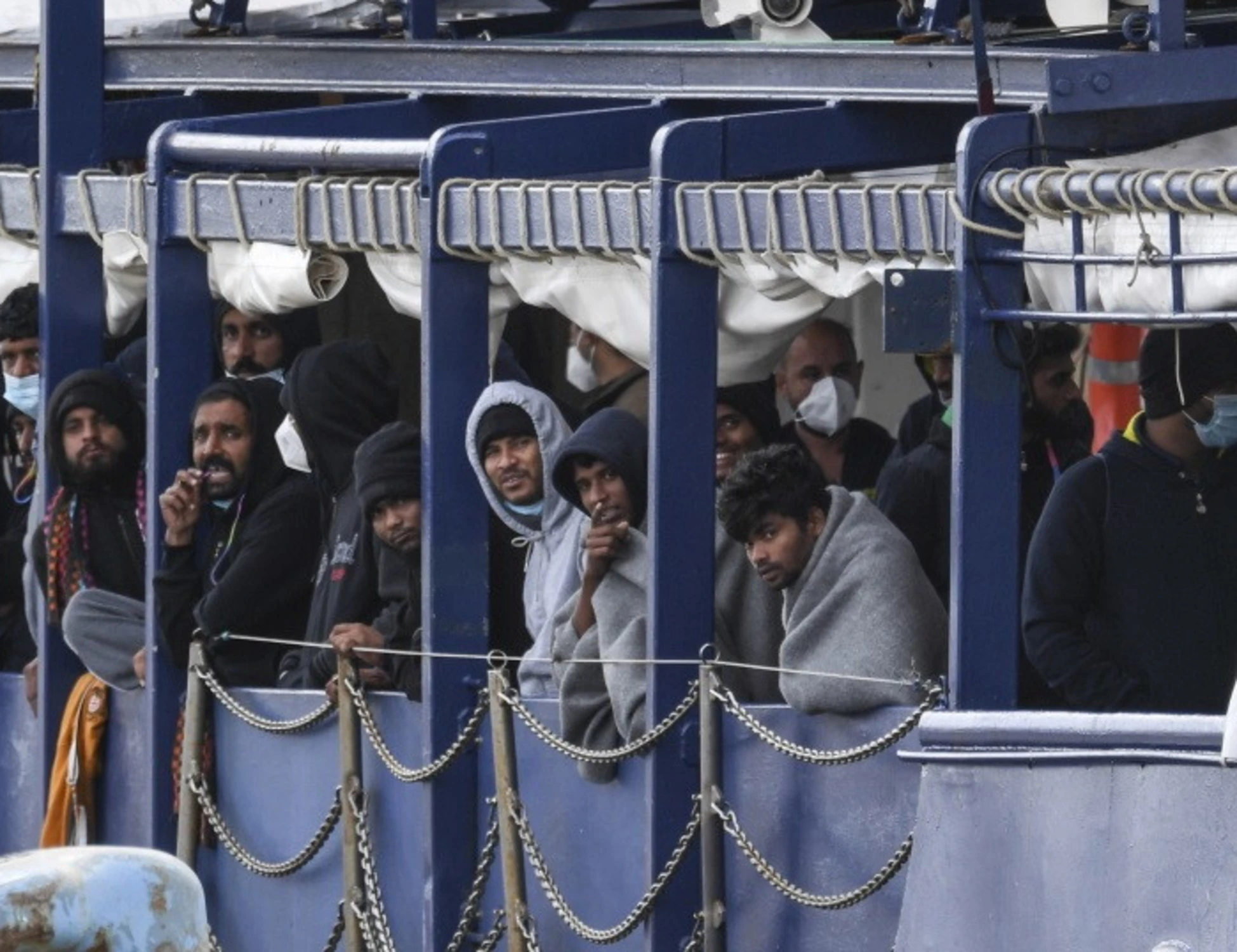 Humanity 2, la Ong tedesca se ne frega delle leggi: il Viminale respinge l'assalto a Lampedusa