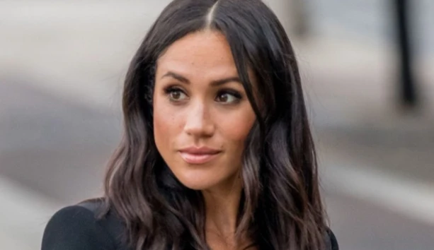 Meghan Markle "sposa laureata", il nomignolo feroce con cui la chiamano i reali: che umiliazione