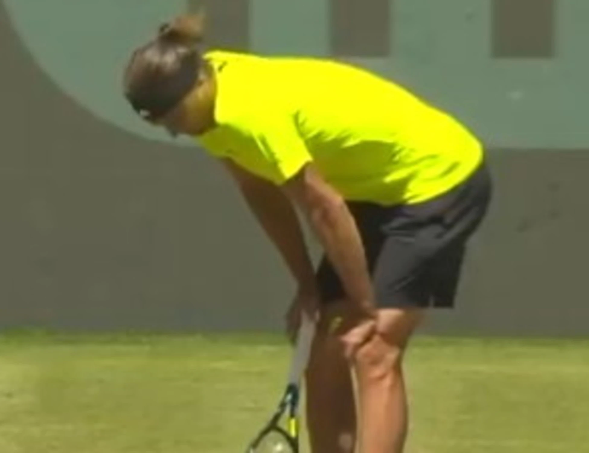  Alexander Zverev si piega in due e corre nello spogliatoio, cosa è successo