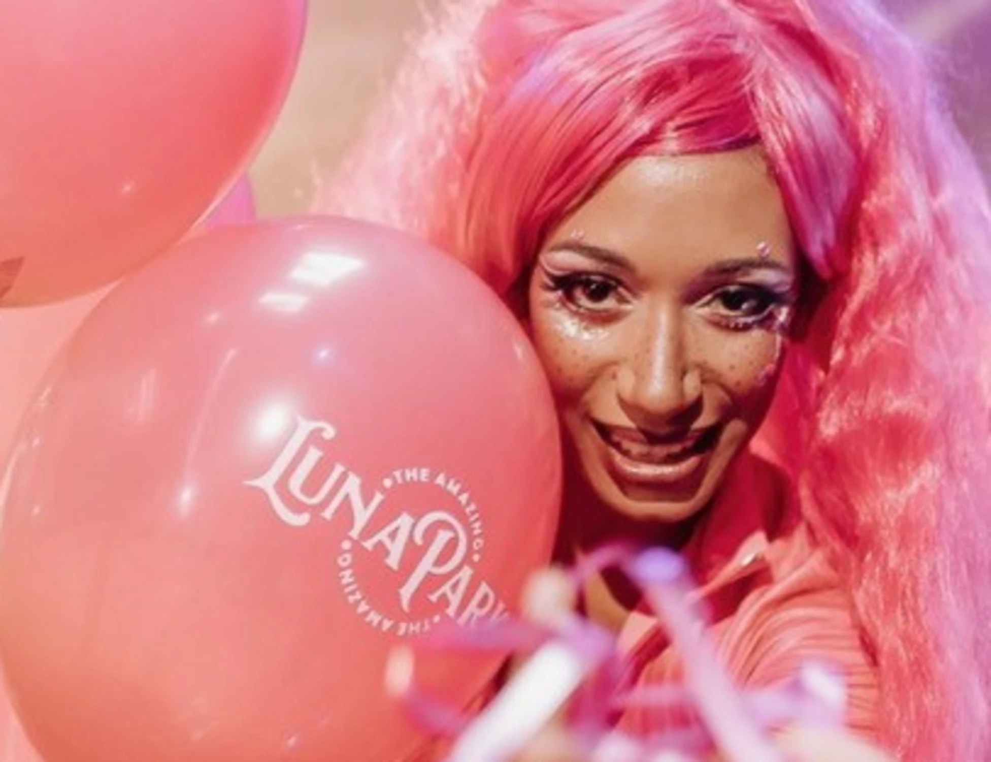 Capodanno 2026, l'Italia balla tra piazze, disco, beach party e dinner show