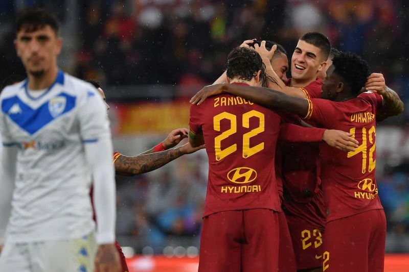 LAZIO E ROMA BATTONO SASSUOLO E BRESCIA, FIORENTINA KO A VERONA