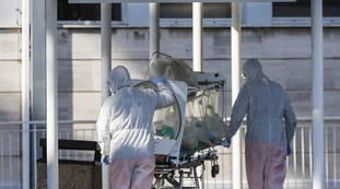 Coronavirus, bollettino 17 novembre: 731 morti, record tragico dal 3 aprile. Su contagi e intensive, arriva il picco