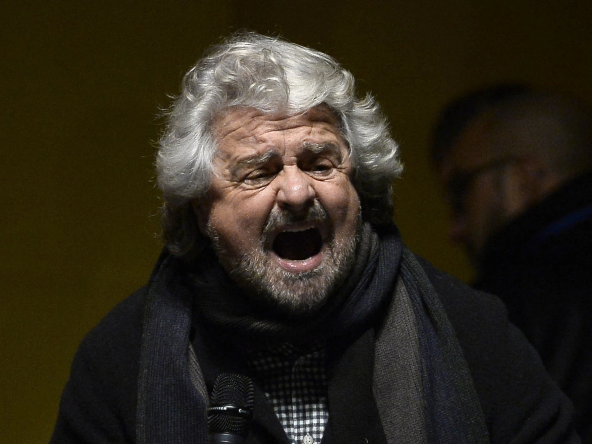 Sondaggi, quanto vale il simbolo M5s: se vince Grillo, Conte è spacciato