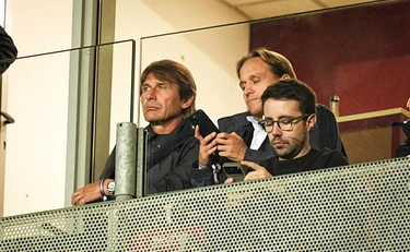 Antonio Conte e il Manchester United, lui smentisce. Ma gira un'altra voce...