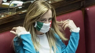 Giorgia Meloni regina del sondaggio Pagnoncelli: FdI vede lo storico sorpasso al M5S e divora i voti della Lega