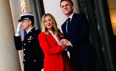 https://media.liberoquotidiano.it/SX5IAW5hpikcNyRUjegTIipobSyd-7Wc-d0dwOKG1XA/width:800/quality:90/aW1hZ2VzLzIwMjYvMDYvMjUvMTQzNTM3NTQ3LWM2NDNlYTIyLWI0ZGYtNGY1OC05MDRkLWVmNGQ5N2FhYTY4NC5qcGc.webp