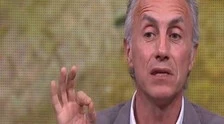 Marco Travaglio contro Feltri e la virgola, Lorenzetto: "Due giorni prima, sul Fatto quotidiano...". Figuraccia epocale