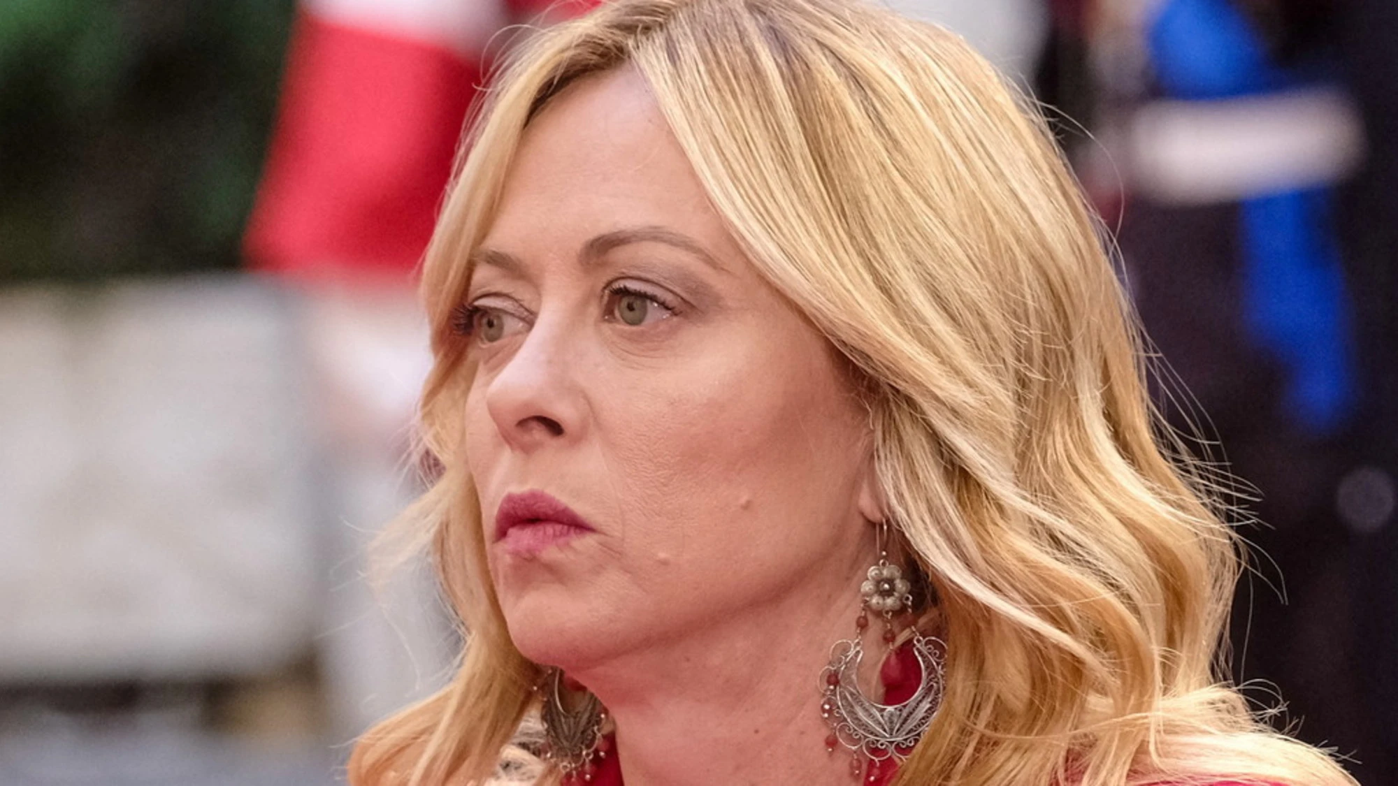 Condividete l'allarme di Giorgia Meloni sull'intelligenza artificiale?