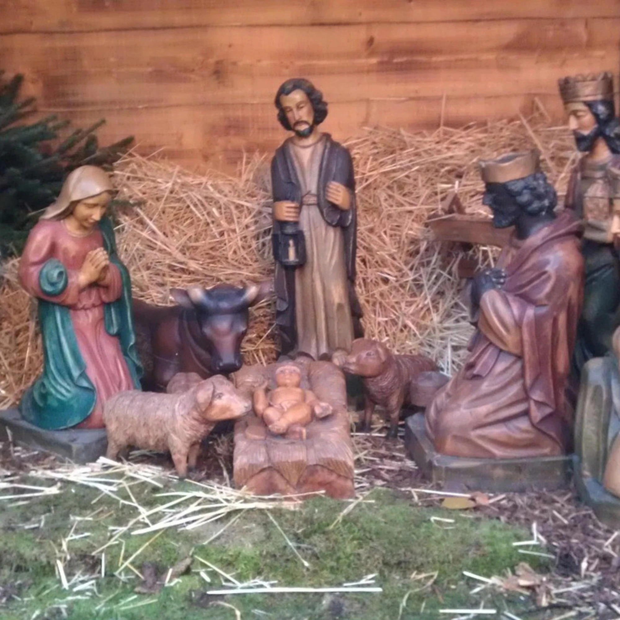 Natale, la festa per un Bambino confusa col consumismo 