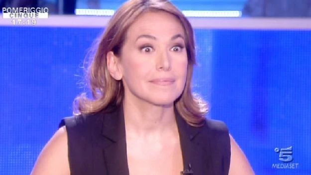 Barbara D'Urso invita Loredana Lecciso in studio, scatta la rivolta dei fan di Romina Power: finisce male