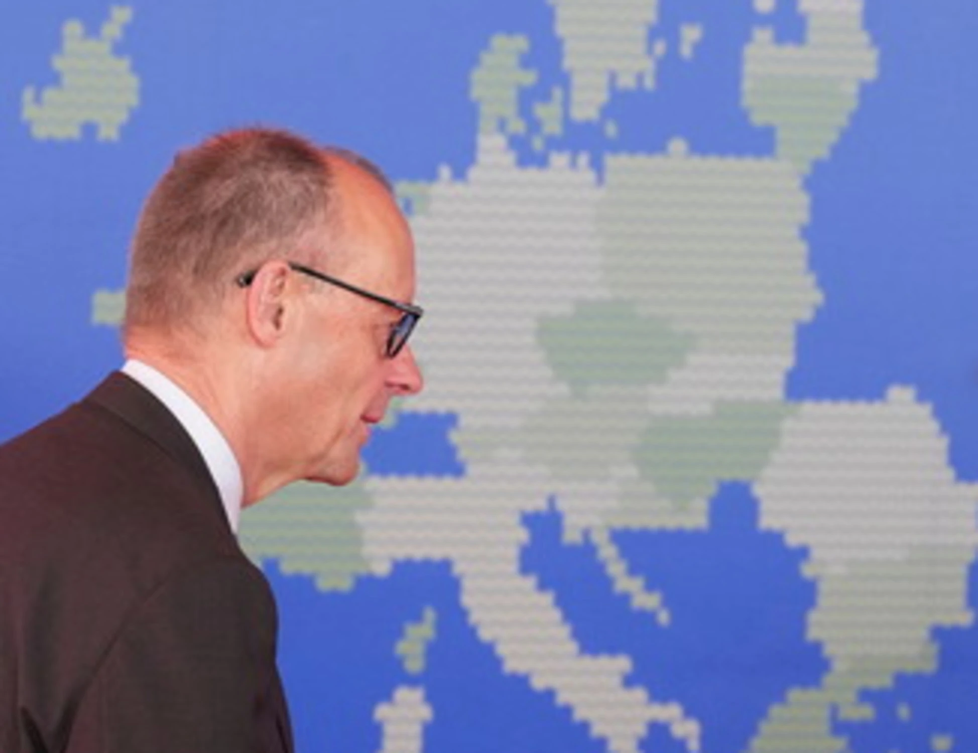 Germania al collasso, l'allarme di Clemens Fuest: "Un decennio perduto"