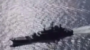 Navi russe "camuffate", occhio al dettaglio: la tattica per fregare Kiev
