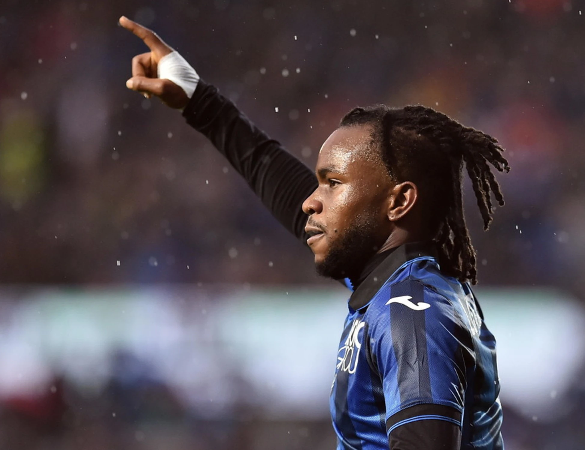 Ademola Lookman, guerra totale all'Atalanta: non si presenta all'allenamento