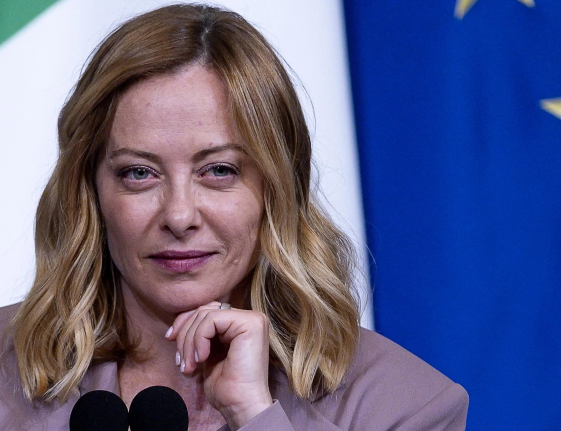Donald Trump, "ho informato anche Giorgia Meloni": il piano per la pace