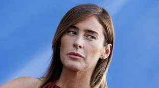 Maria Elena Boschi e Mario Draghi? Clamoroso: come li beccano in aereo