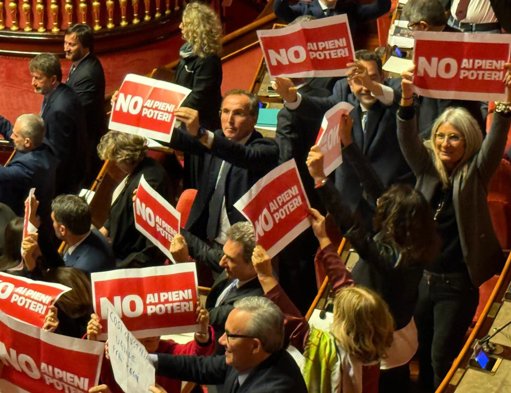 Pd & C. ci provano: futuro di Giorgia legato al referendum