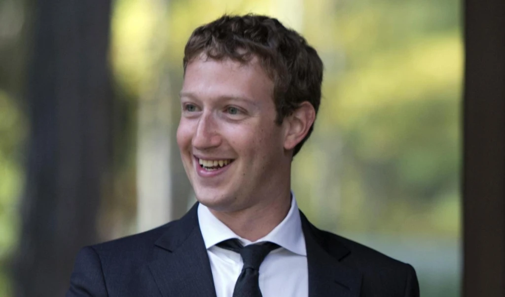 Zuckerberg, uno dei ragazzi più ricchi del mondo, sbotta per un conto da 5 euro
