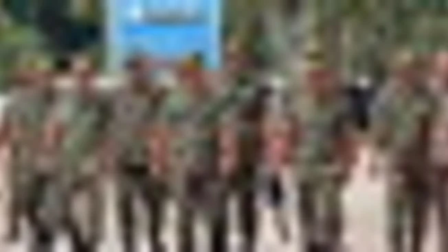 Cambogia-Thailandia, i militari si incontrano al confine dopo tregua