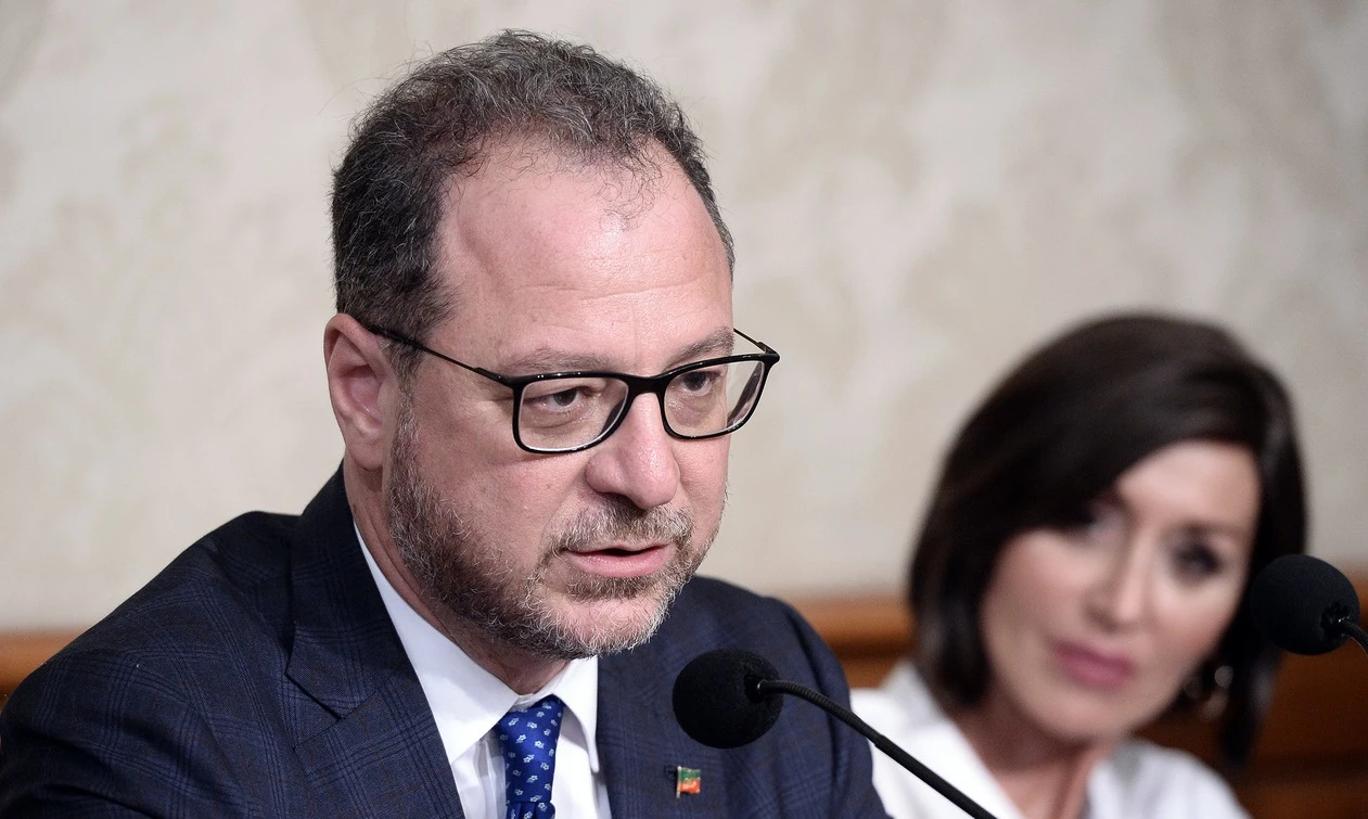 Giorgio Mulè contro Matteo Salvini: "Da lui solo minacce, invochiamo intervento presidenti Camere e capo dello Stato"