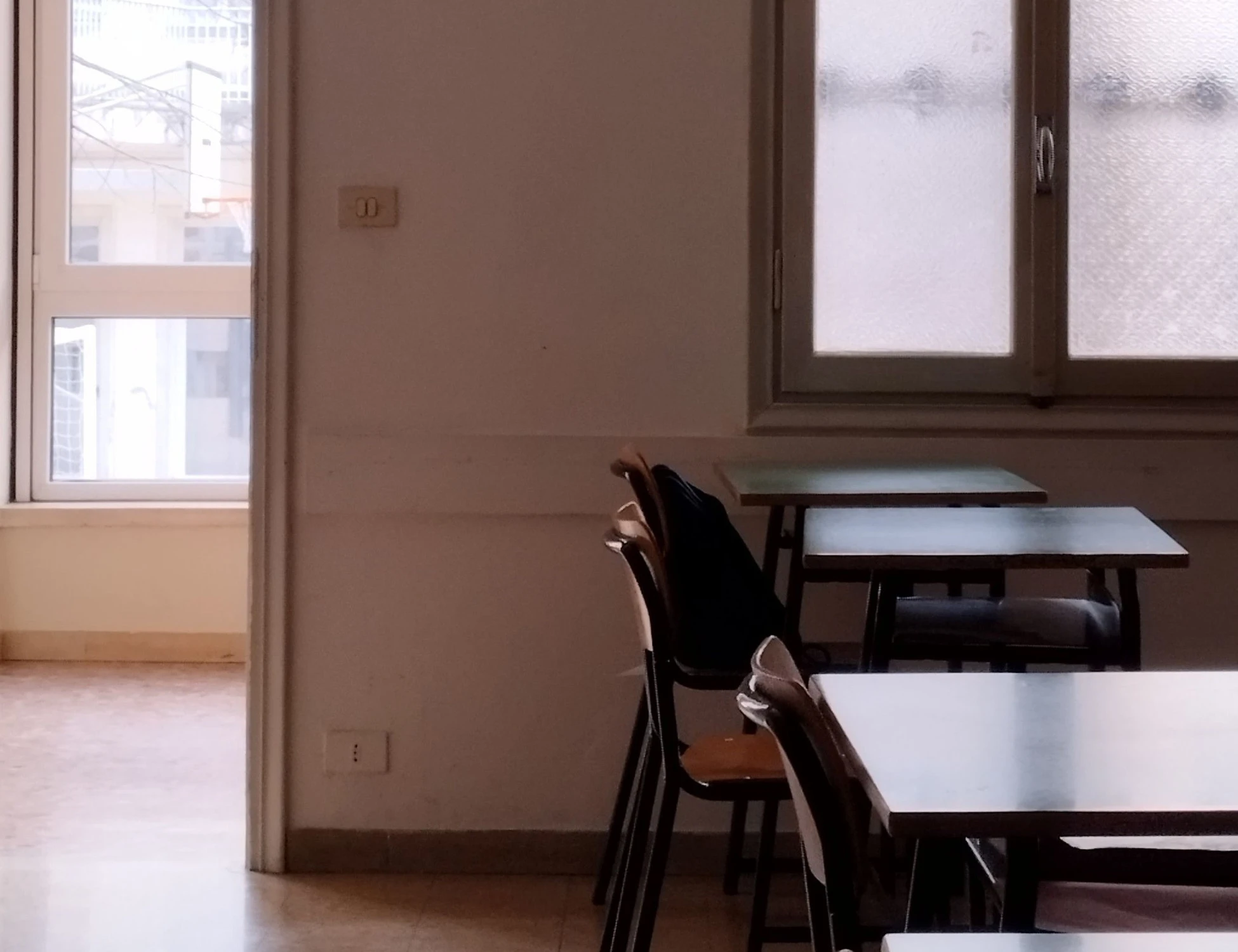 Viterbo, la scritta "Opera Balilla" sulla scuola restaurata fa impazzire l'Arci: "Il fascismo non si detonalizza"