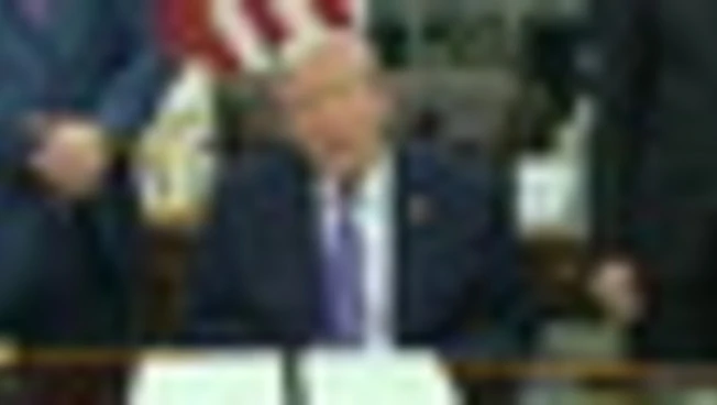 Trump firma un ordine esecutivo per centralizzare le norme sull'IA