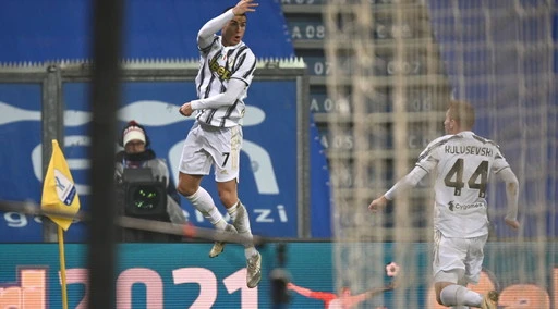 Sentenza CR7, flop Insigne e super Szczesny: Napoli schiantato, Supercoppa alla Juve