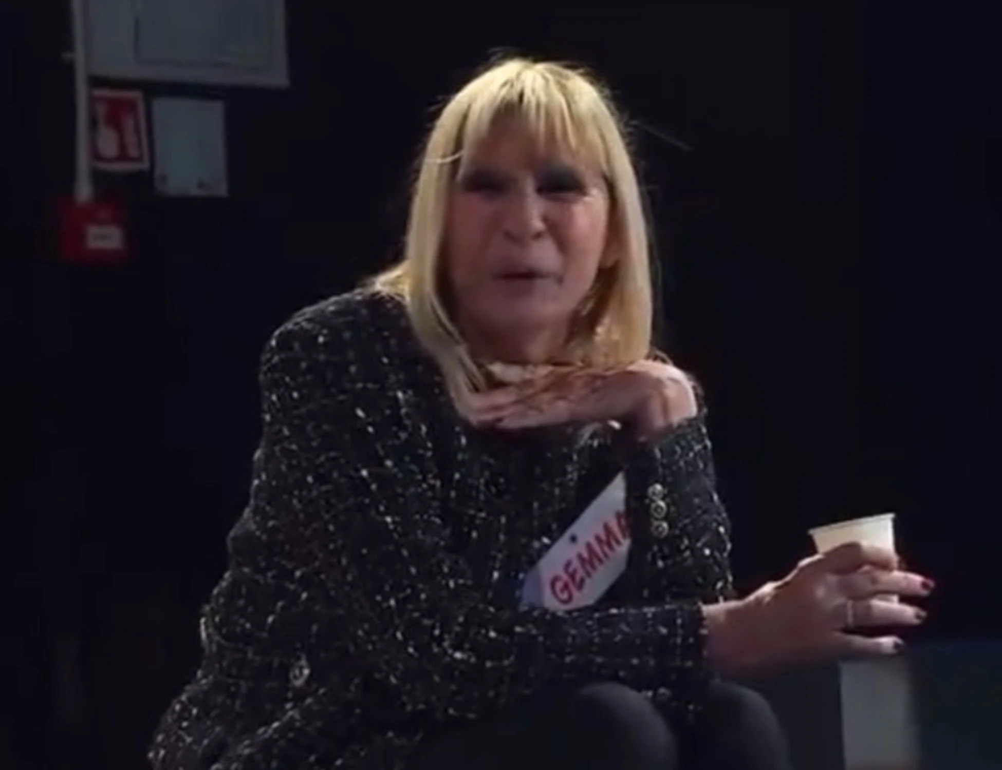 Uomini e Donne, paura per Gemma Galgani: prima la sfuriata, poi il malore