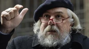 Coronavirus, Alessandro Meluzzi: "Chiudere subito i porti, quali rischi arrivano dall'Africa"
