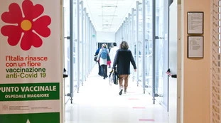 Bollettino 7 aprile invertito il trend di contagi e ricoveri: gli esperti sbagliavano? Le previsioni per Pasqua