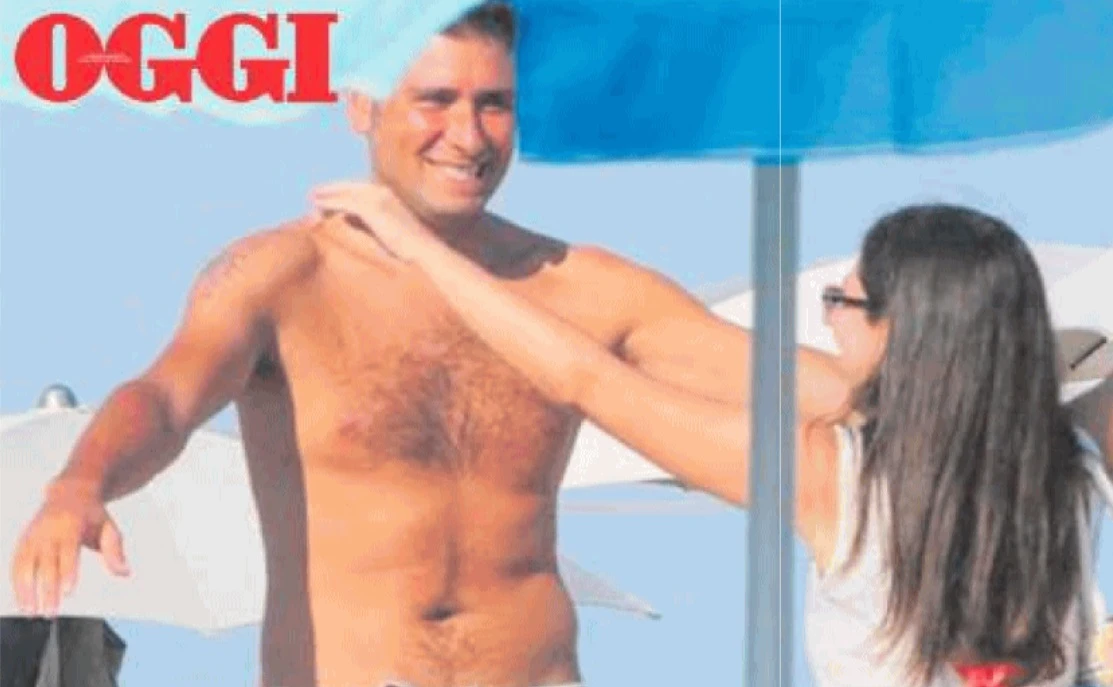 Alessandro Di Battista e lo strano silenzio sugli scatti hard di Giulia Sarti? Occhio a questa foto
