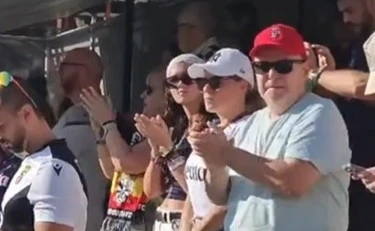 Ceuta, Pedro Sanchez umiliato anche allo stadio: cosa cantano i tifosi