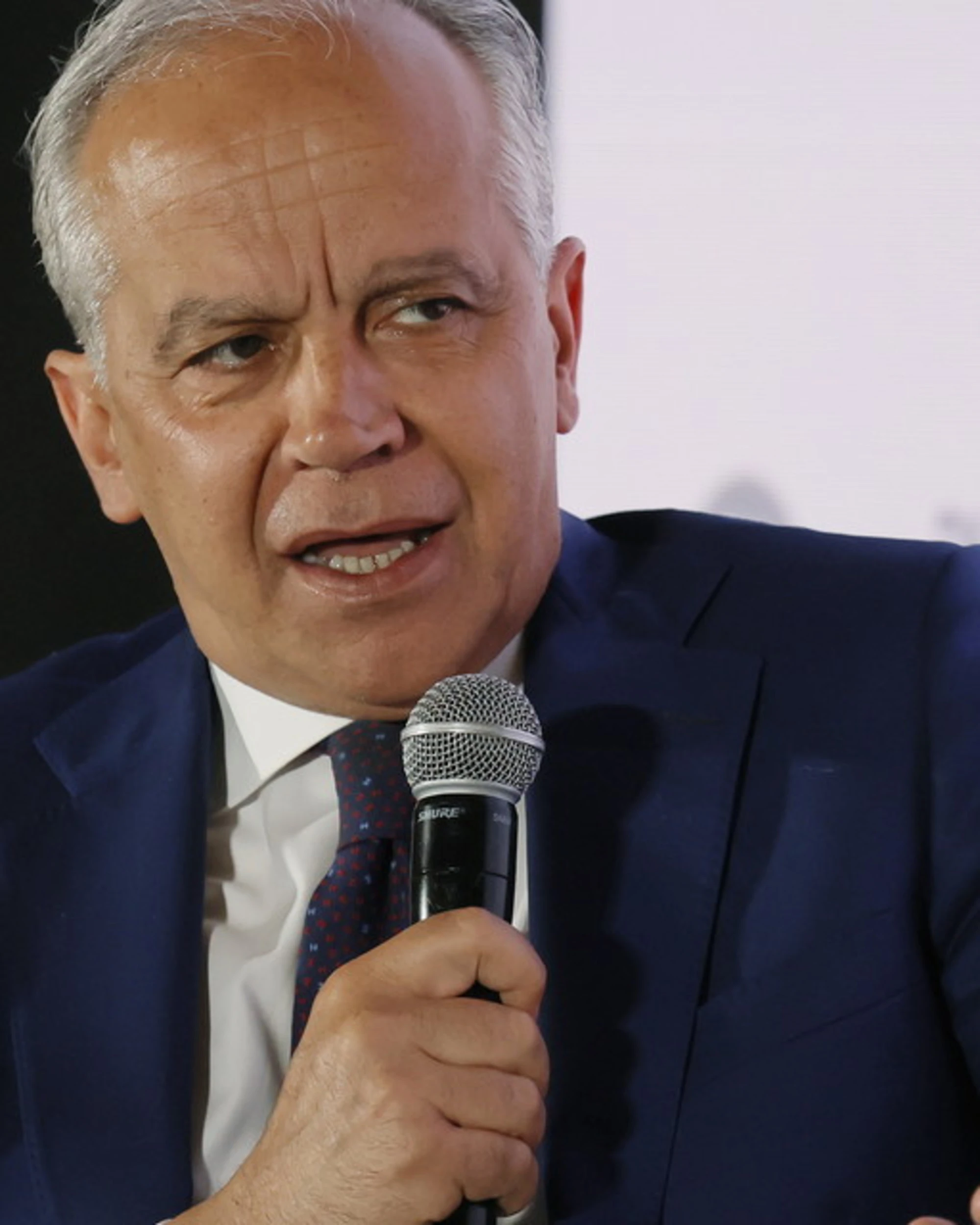 Piantedosi e delegazione Ue respinti in Libia: la sinistra esulta