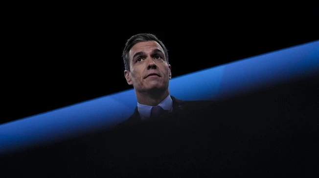 Sanchez, chiusi i porti spagnoli alle navi che portano armi a Israele