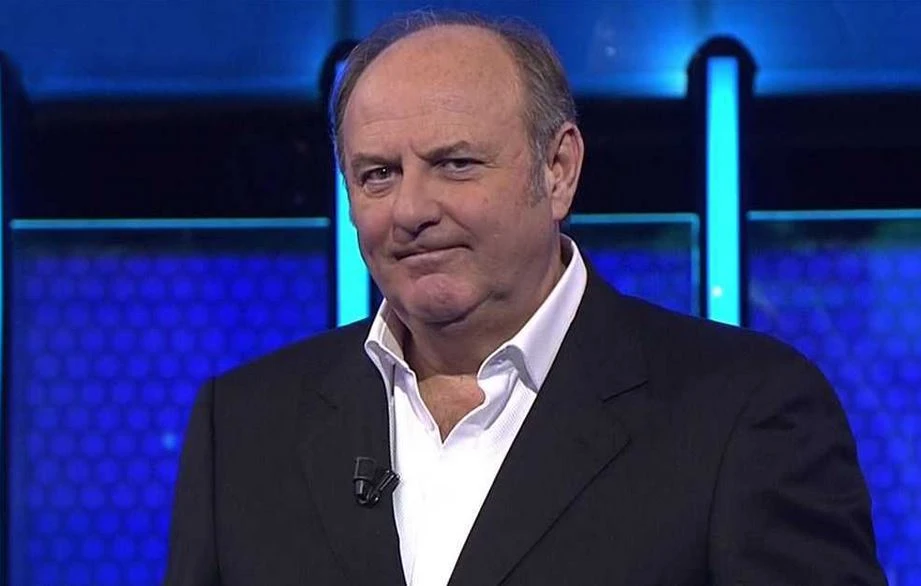 L'Eredità, Flavio Insinna asfalta Gerry Scotti: ascolti e share, il confronto impietoso con The Wall