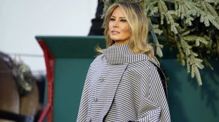 Melania Trump, dettaglio clamoroso alla casa Bianca: "Manca l'etichetta". Ha mollato Donald? Tam-tam impazzito