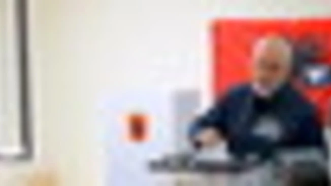 Elezioni in Albania, Rama in netto vantaggio su Berisha