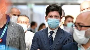 Roberto Speranza, il sondaggio di Pagnoncelli per DiMartedì: il gradimento del ministro alle stelle, davanti a Meloni e Salvini