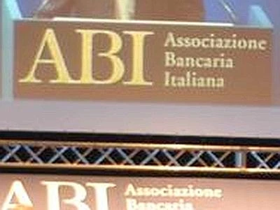 Banche, Passera: ''Possono fare di più''. La replica di Mussari: ''Anche il governo''