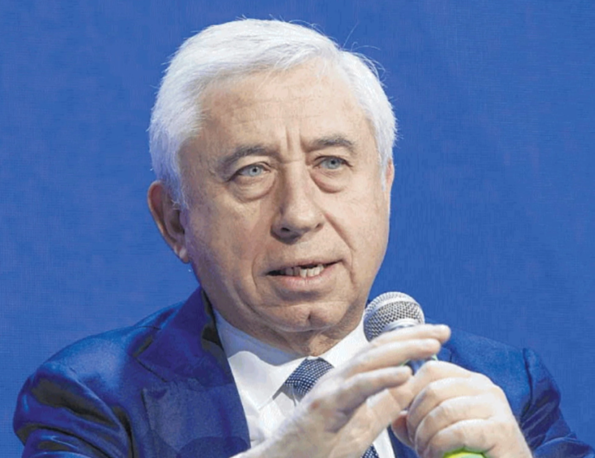 Antonio D'Amato: "L'indecisione Ue schiaccia le imprese. Così la Cina avanza"