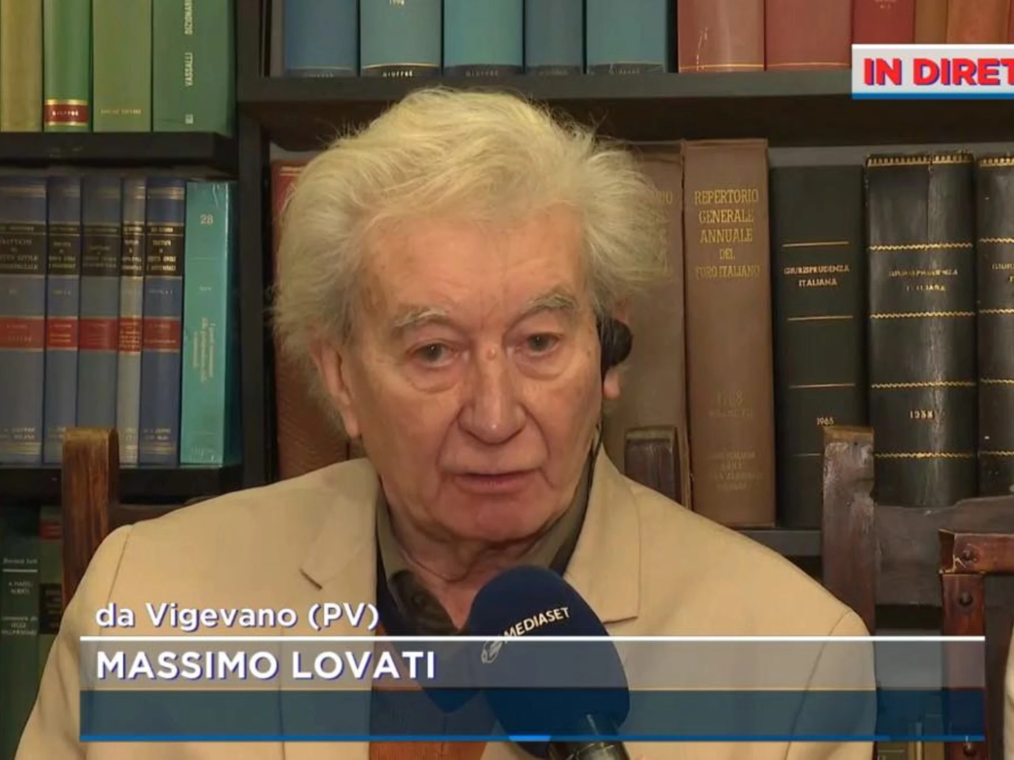 Mattino 5, Massimo Lovati sconcerta lo studio: "Mastico male ma... denti nuovi!"