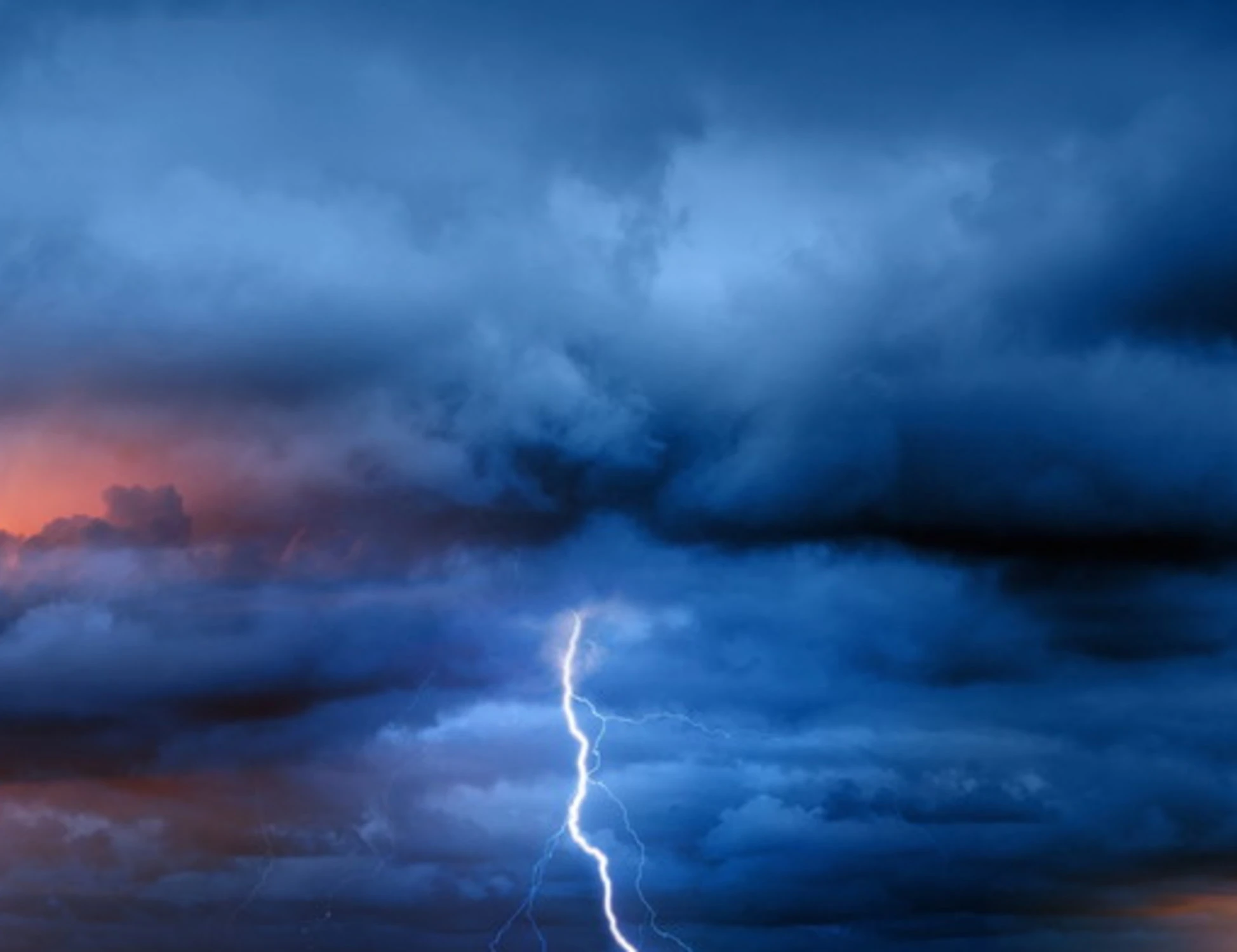 Meteo, Mario Giuliacci: weekend da incubo, cicloni e fenomeni estremi