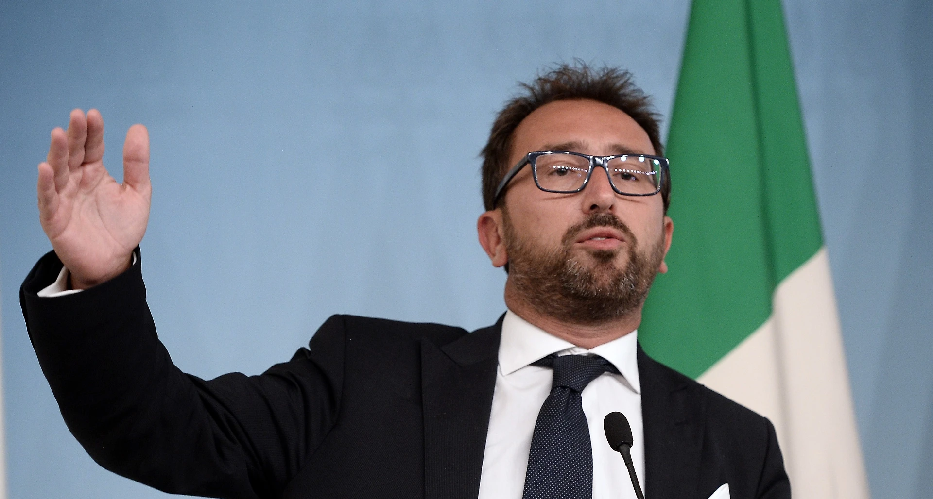 Alfonso Bonafede con Alessandro Di Battista contro Matteo Salvini: "La Lega restituisca tutto"