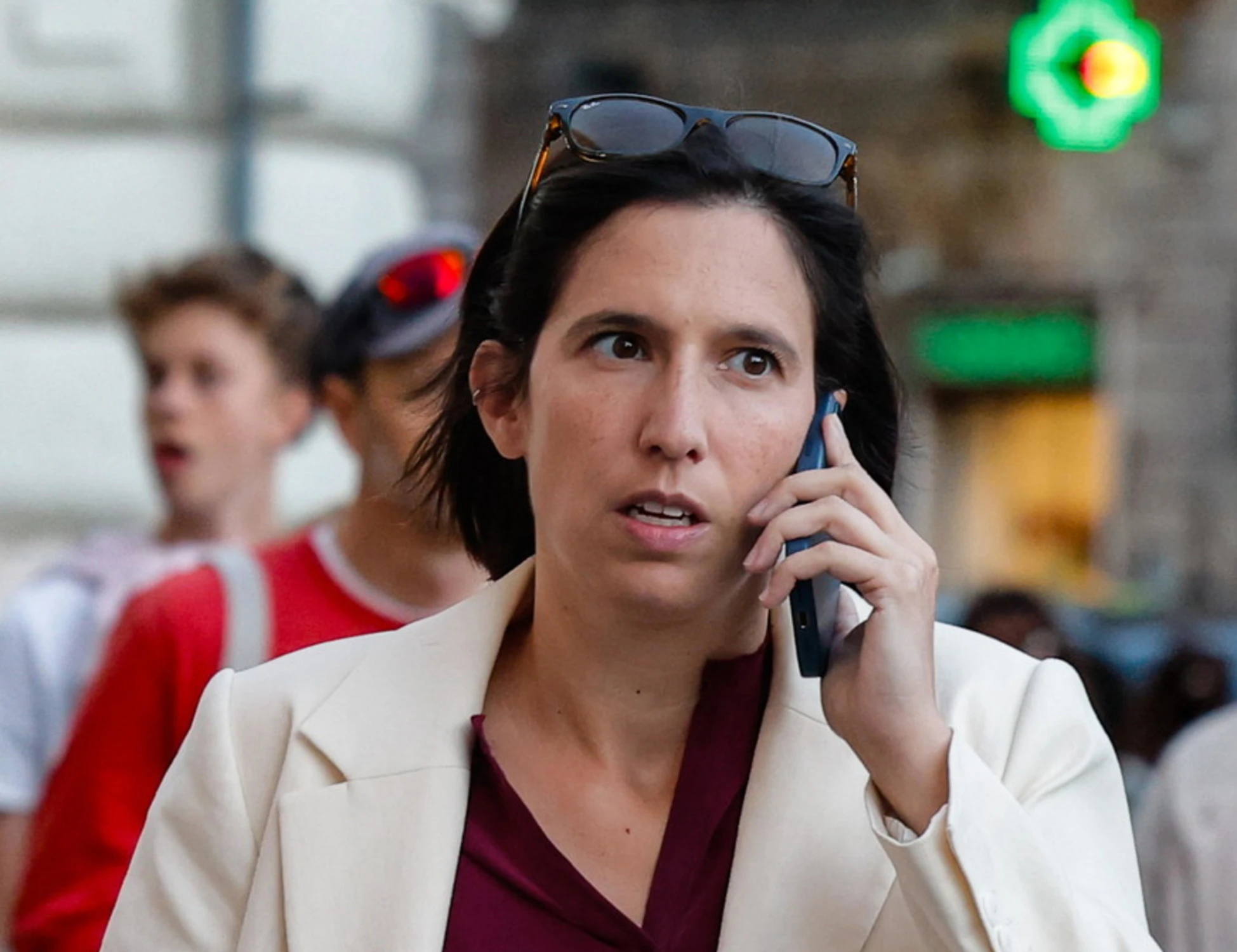 Elly Schlein, le epurazioni: espelle chi si candida con Decaro