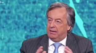 Roberto Burioni rompe il silenzio stampa: "Il coronavirus ha aumentato l'impazzimento generale"