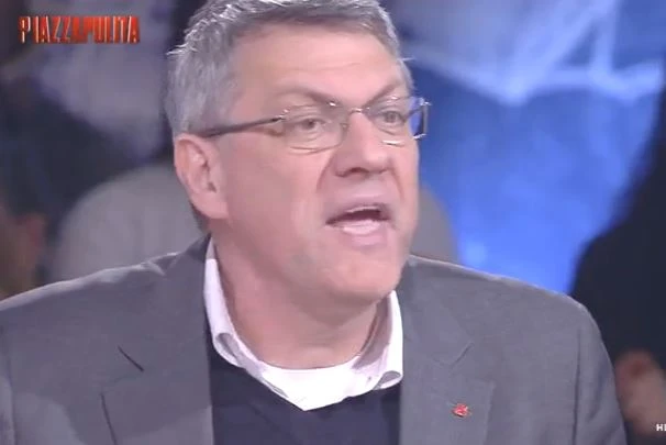 Piazzapulita, Maurizio Landini sbrocca in diretta: "Chi paga le tasse è considerato un cogl***e"