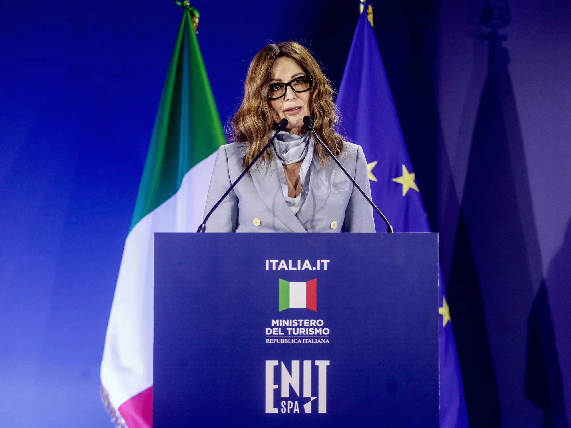 Giorgia Meloni sfiducia pure Santanchè Il grande gelo con Palazzo Chigi