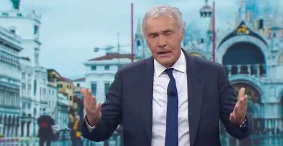 Non è l'Arena, Massimo Giletti manda a quel paese Giarrusso e i politici: "Non ne possiamo più e che caz***"