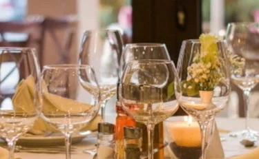 Ristorante deve risarcire il cliente con 87mila euro: l'incredibile svista